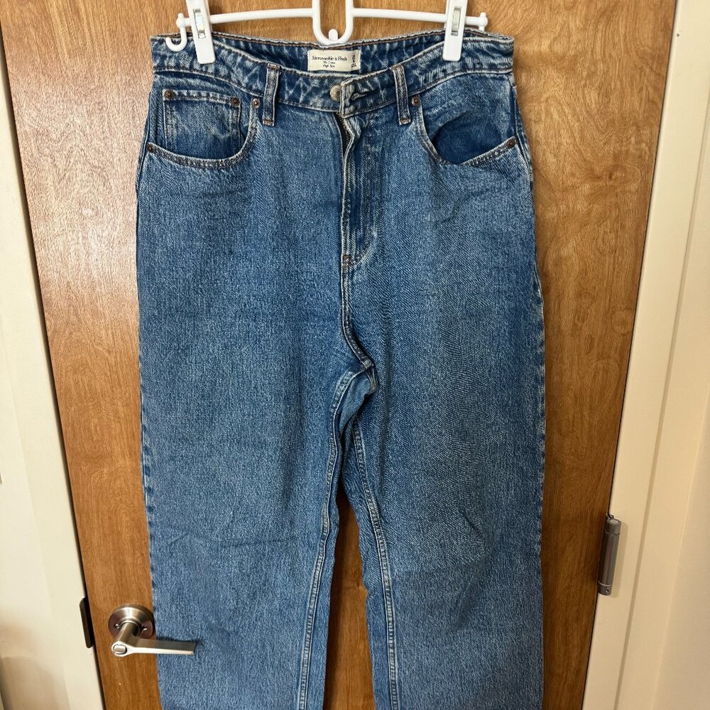 A&F Curve Love Loose High Rise Jeans